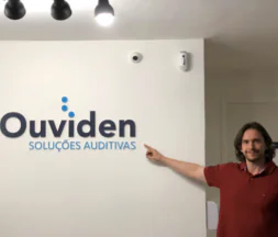 Aparelhos Auditivos